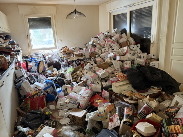 Appartement très encombré lié au syndrome de Diogène