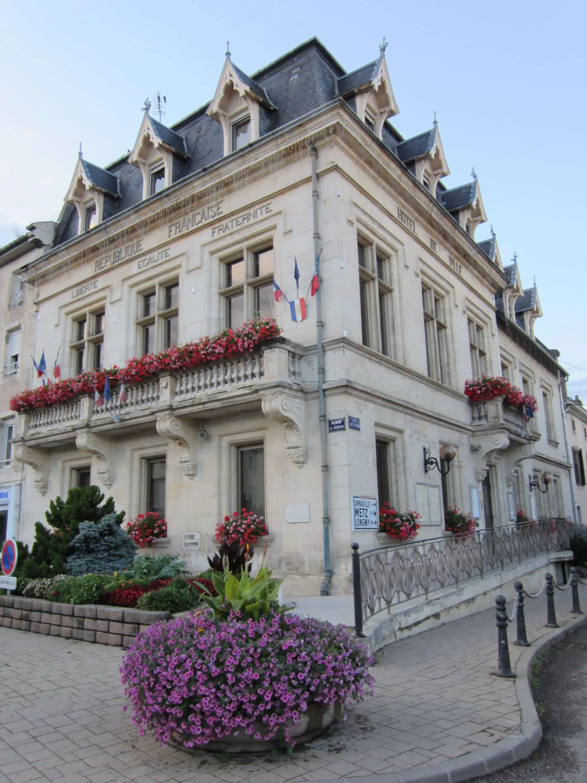 Pagny-sur-Moselle : nos prestations de nettoyage extrême