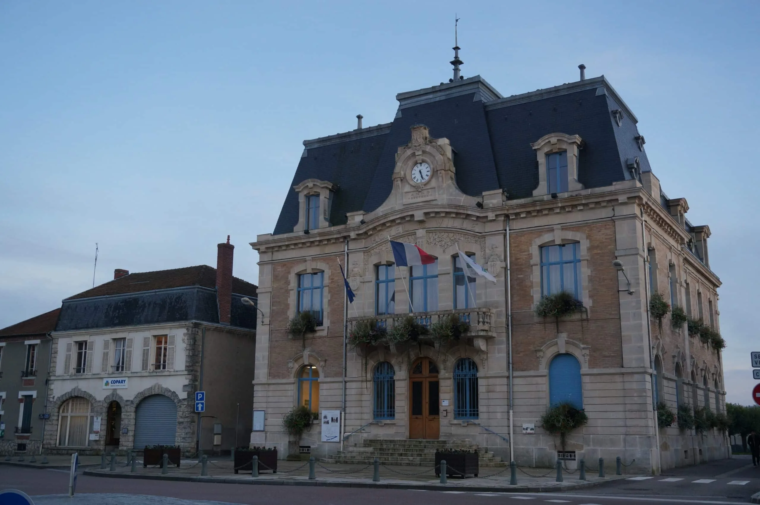 Revigny-sur-Ornain : nos prestations de nettoyage extrême