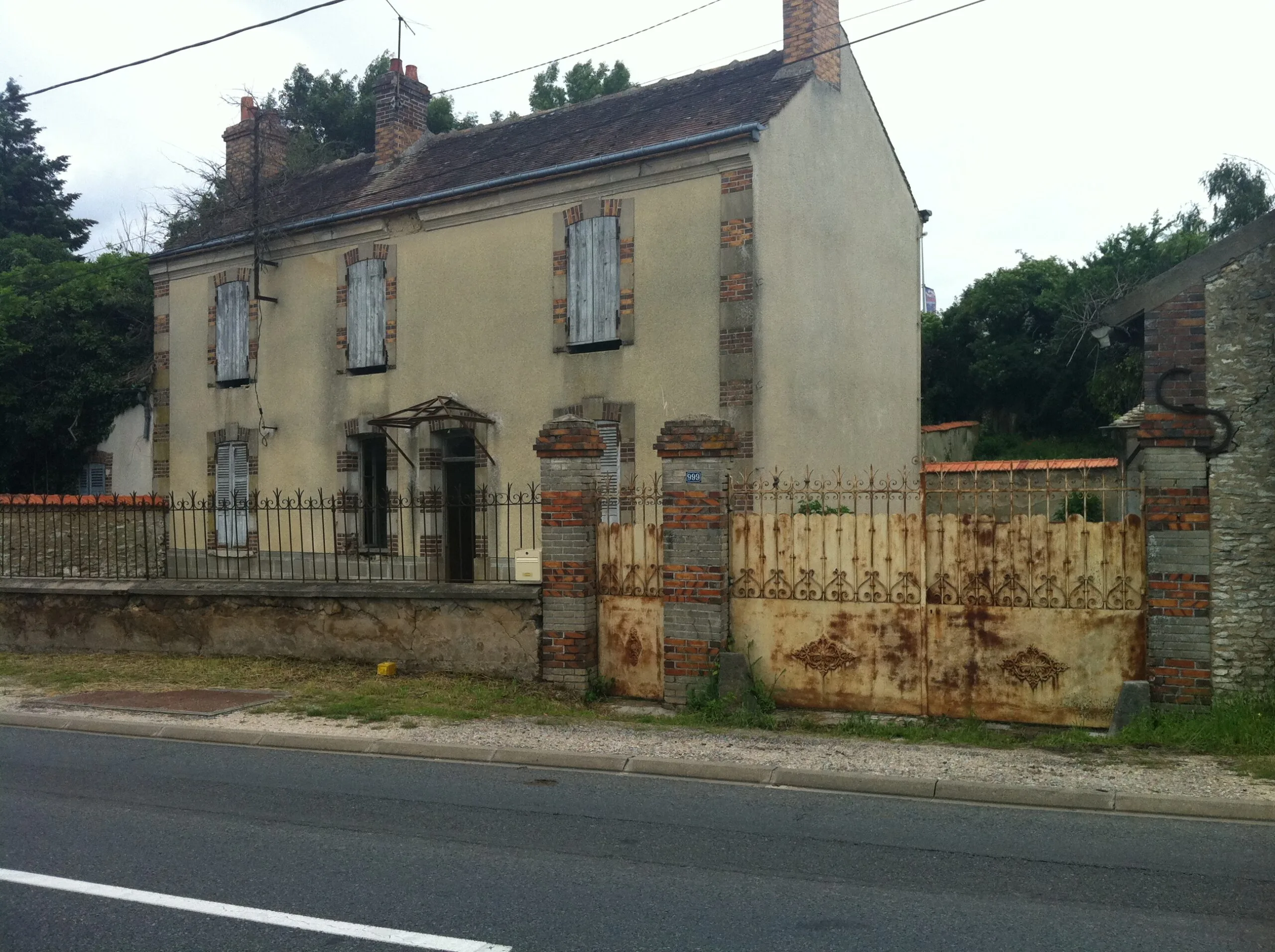 Comment nettoyer une maison abandonnée, inhabitée, inoccupée depuis quelques années ?