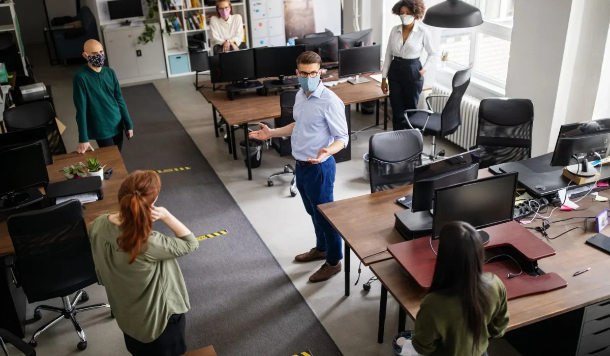 Comment organiser un débarras d’entreprise efficace : conseils et astuces pratiques