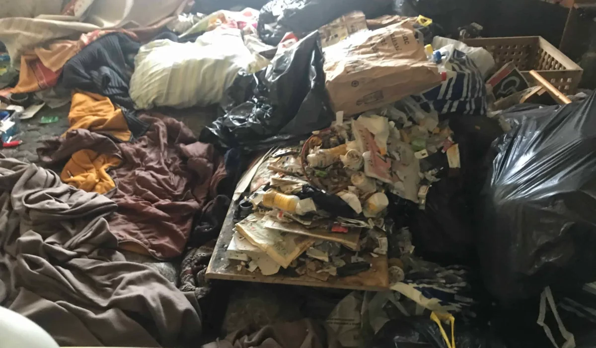 Comment venir en aide à un proche atteint du syndrome de diogène ?