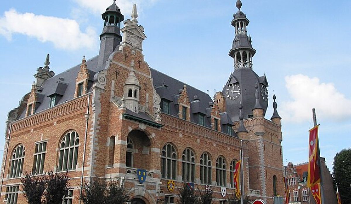 comines