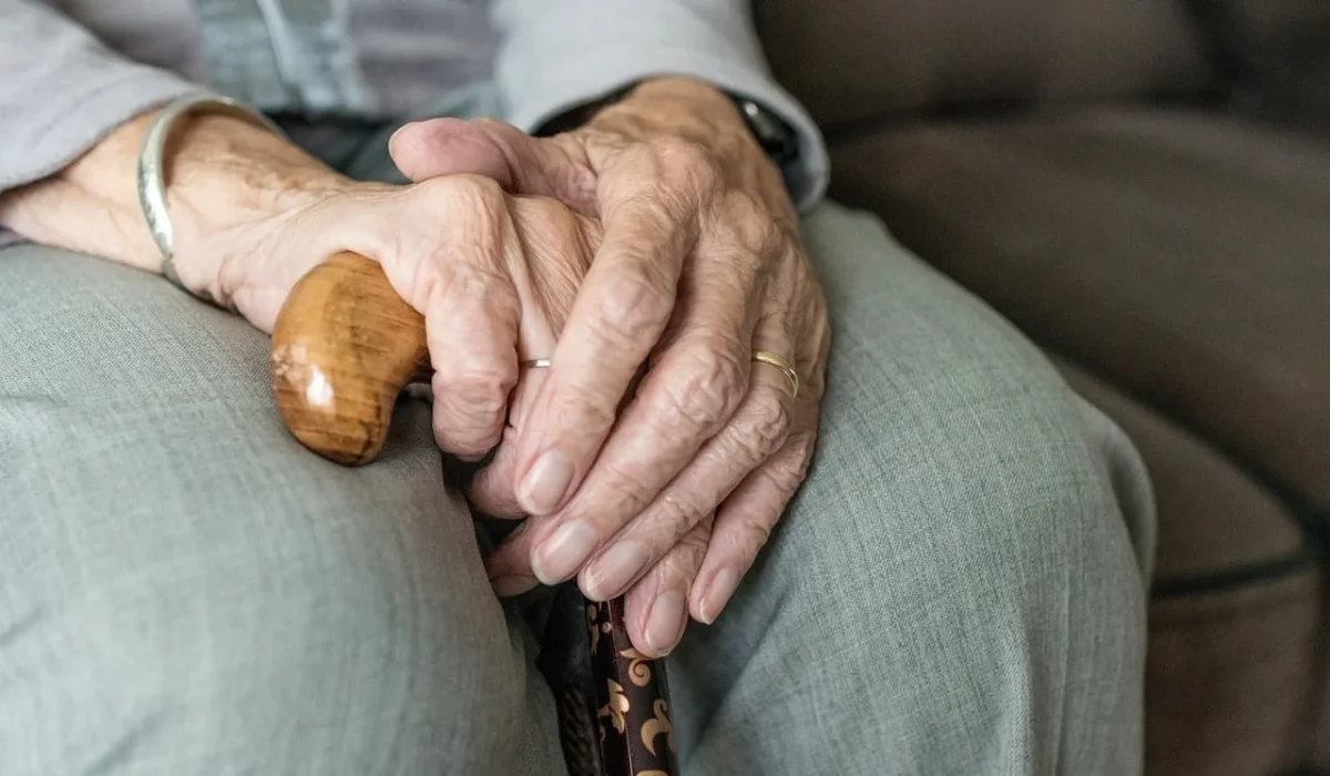 20 clés pour décrypter l’isolement social : Le cas des Syndromes de Diogène, Incurie et Korsakoff